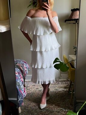 Off-Shoulder White Tiered Pleated Midi Dress